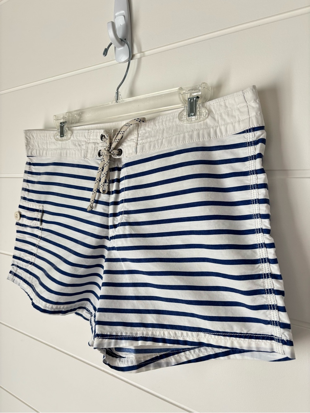 J. Crew Women’s Navy & White Striped Nautical Beach Board Shorts Size 10